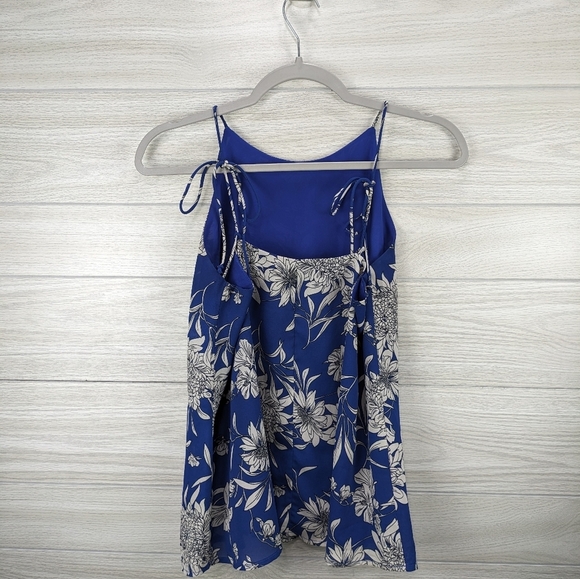 Sugarlips Halter Floral Top - Picture 5 of 10